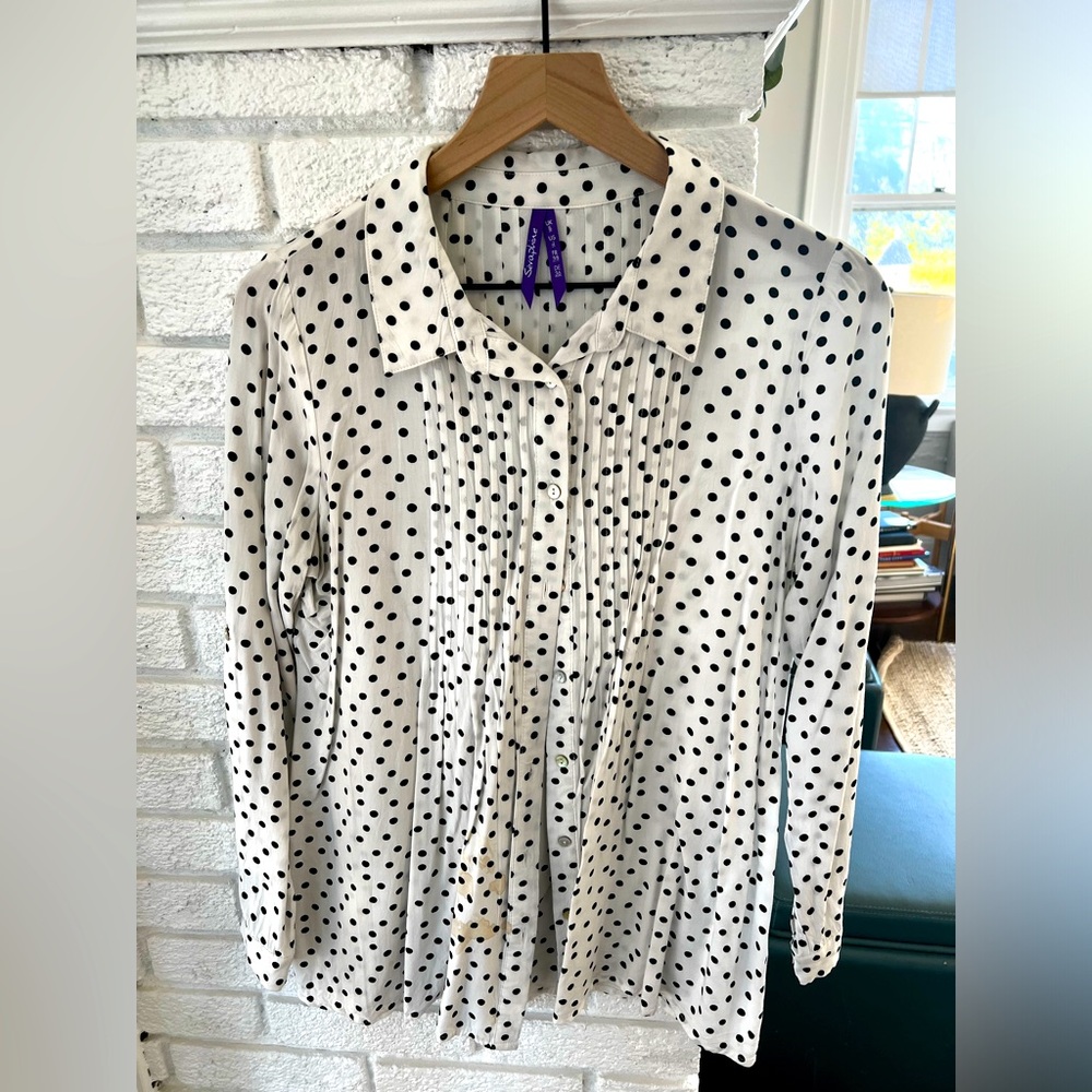 Seraphine maternity/nursing front-button blouse
